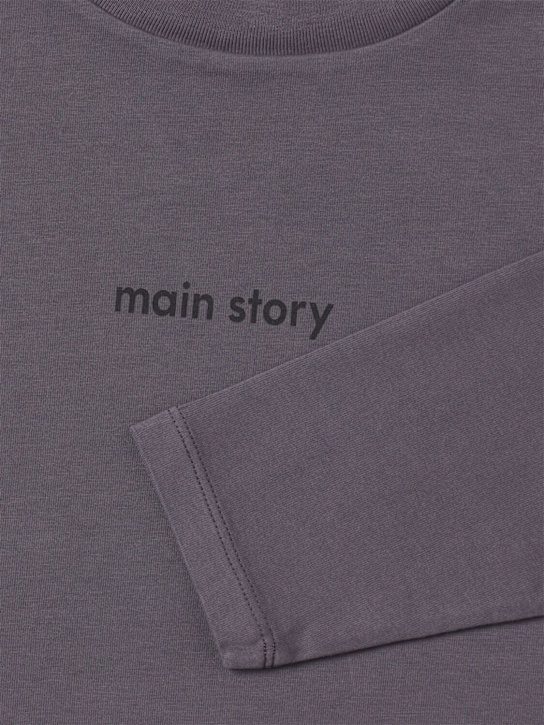 Main Story: Organic cotton T-shirt