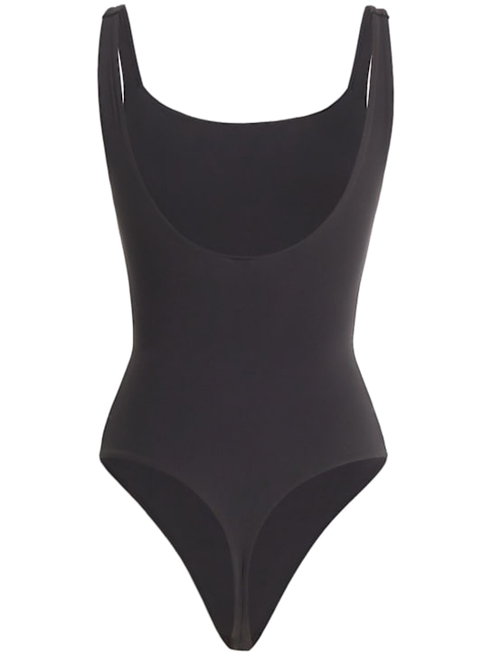SKIMS: Body en nylon Fits everybody