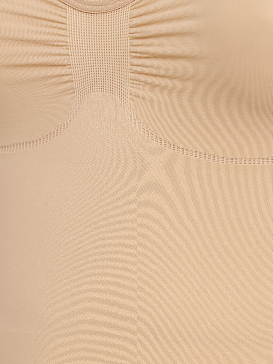SKIMS: Seamless Sculpt mid-thigh bodysuit