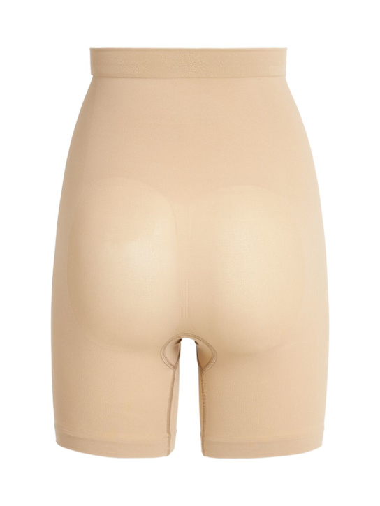 SKIMS: Seamless Sculpt Mid-Thigh Shorts