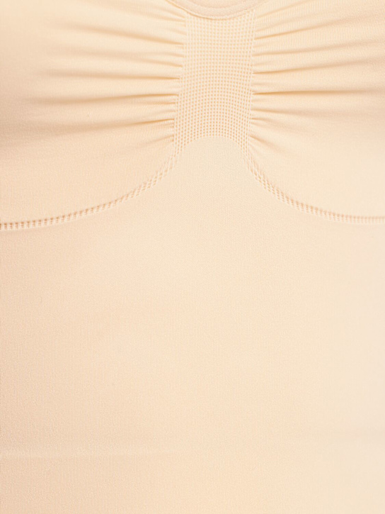 SKIMS: Seamless Sculpt Bodysuit