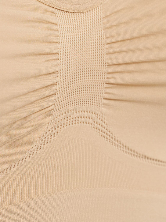 SKIMS: Seamless Sculpt Bralette