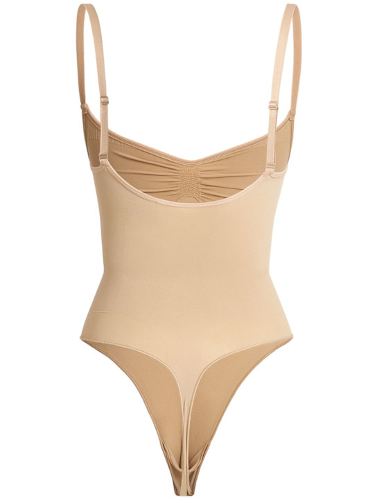 SKIMS: Seamless Sculpt thong bodysuit