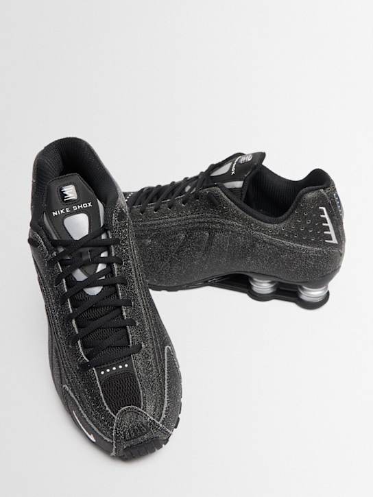 Nike - Sneakers Shox R4