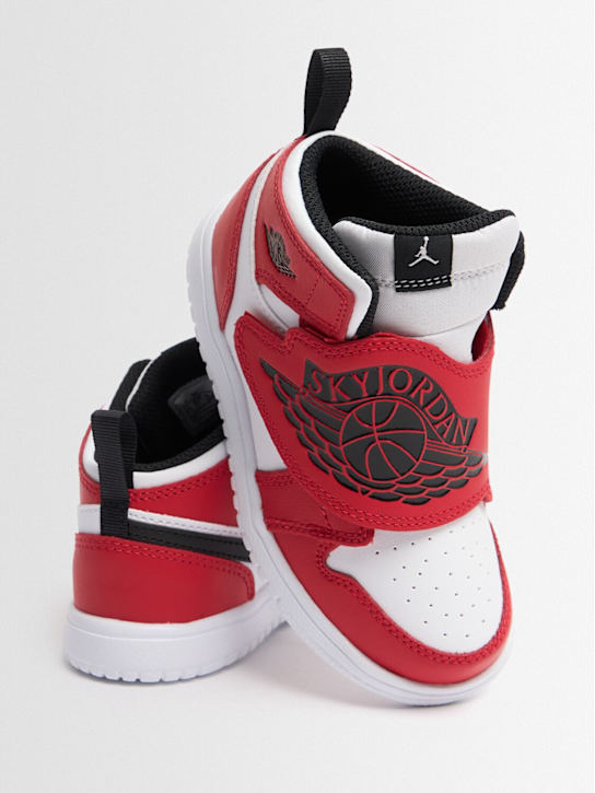 Jordan: Sneakers Sky Jordan 1