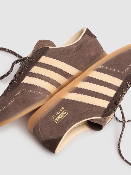 adidas Originals: Sneakers „Ltd. Ed. Gazelle Low Pro Indoor“