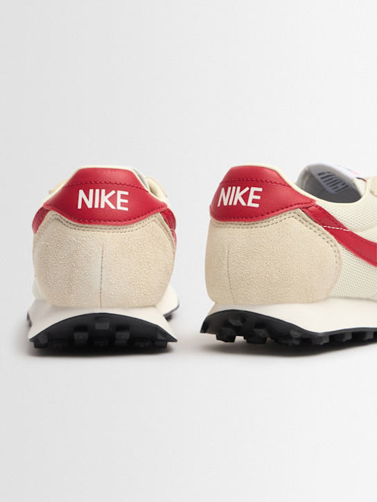 Nike: Sneakers LD-1000