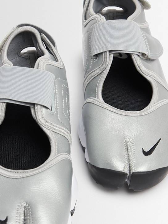 Nike: Baskets Air Rift