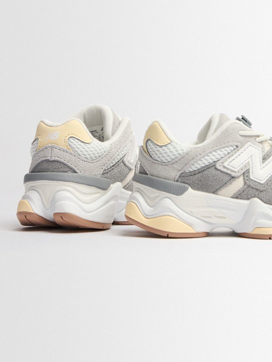 New Balance: Sneakers 9060