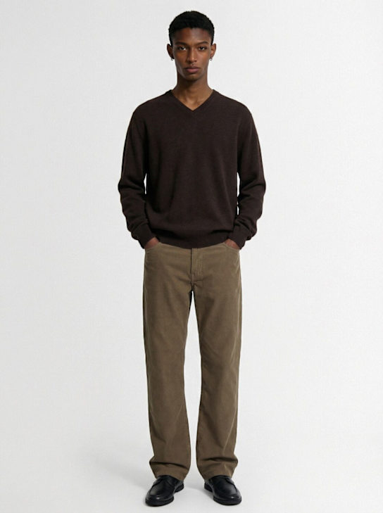 The Row - Maglia Rod in cashmere con scollo a V