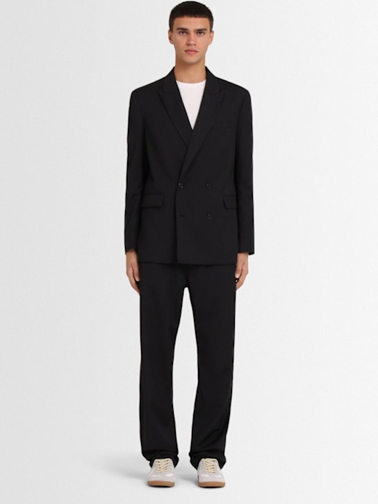 THE CORE: Double breasted wool twill blazer