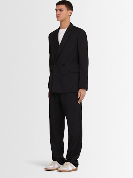 THE CORE: Double breasted wool twill blazer