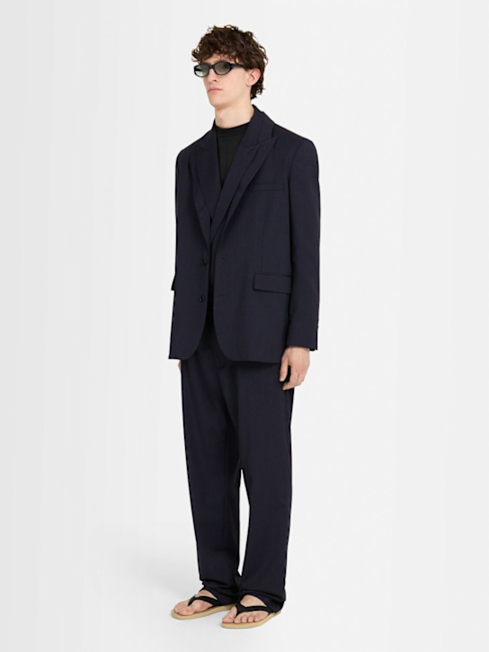 THE CORE: Single breasted wool twill blazer