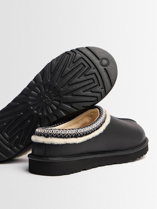 Ugg: Mocassins en cuir noir Tasman