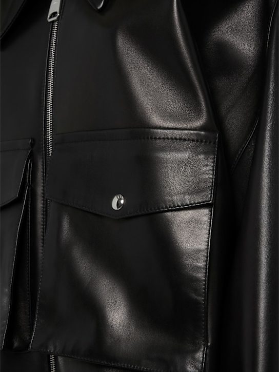 Khaite: Giacca Owey in pelle con zip