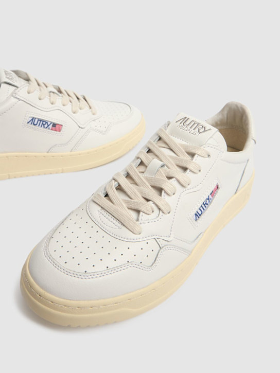 Autry: Sneakers low top Medalist