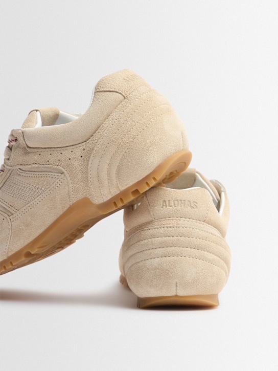 Alohas: Sneakers à lacets en daim