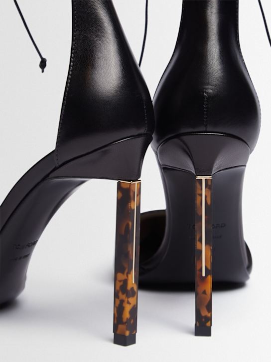 Tom Ford: Décolleté in pelle / cinturino alla caviglia 105mm