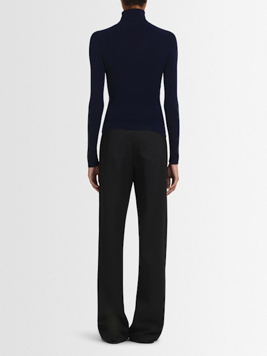 Annagreta: Pullover aus Wolle mit Rollkragen „Audrey“