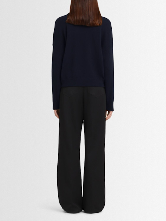 Annagreta: Pullover aus Wollstrick „Dalia“