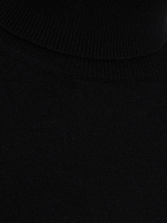 Annagreta: Pullover aus Wollstrick mit Rollkragen „Flaminia“
