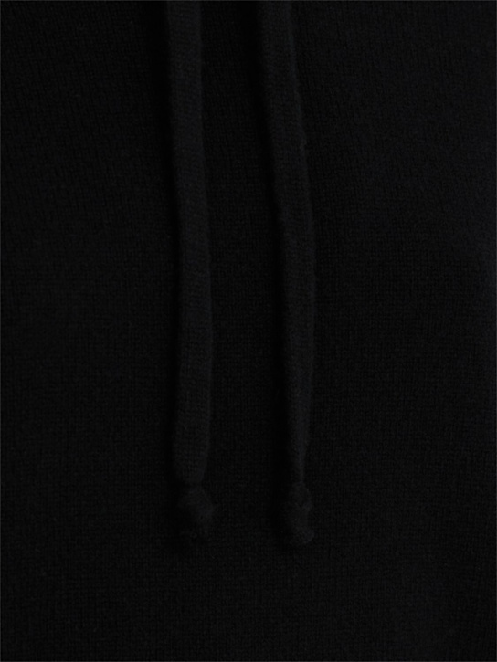 Annagreta: Strickpullover aus Wollstrick „Giada“