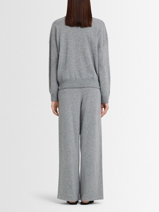 Annagreta: Strickhose aus Wolle „Aurora“