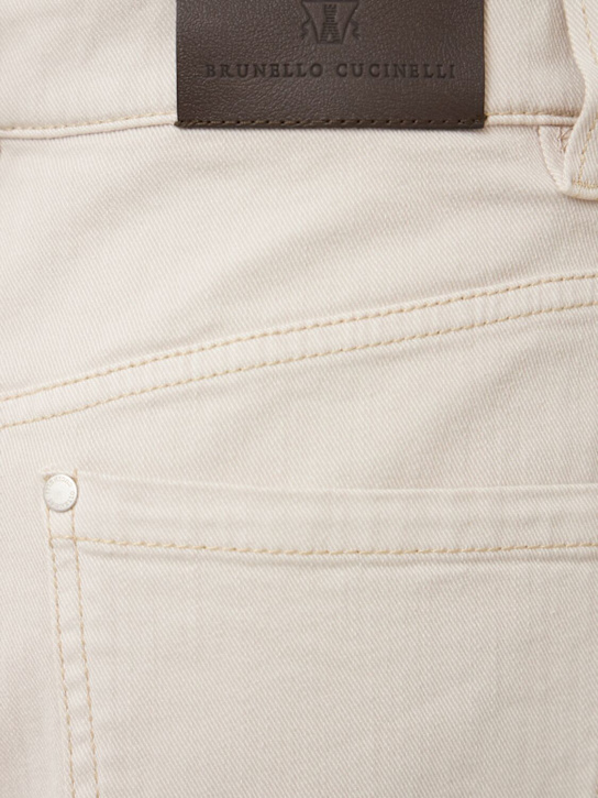 Brunello Cucinelli: Jeans larghi in denim