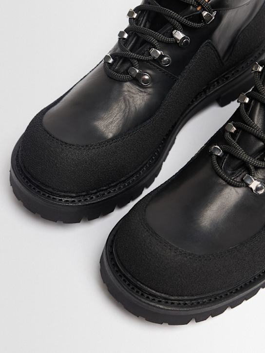 Our Legacy: Stiefel aus Leder „Quest“
