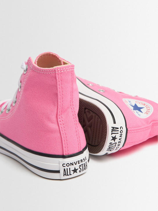 Converse: Baskets en toile Chuck Taylor