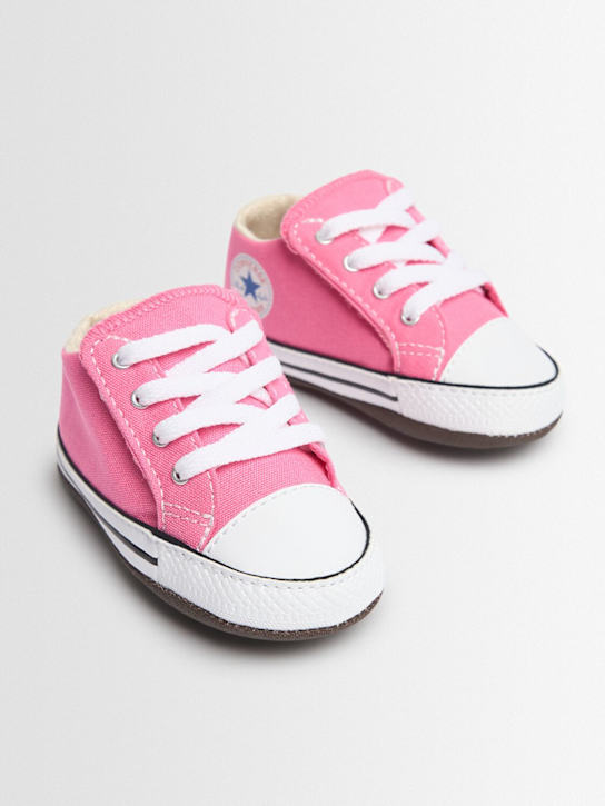 Converse: Chaussures premiers pas en toile Chuck Taylor