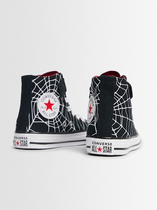 Converse: Sneakers aus Baumwollcanvas