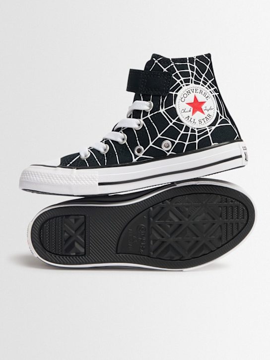 Converse: Sneakers aus Baumwollcanvas