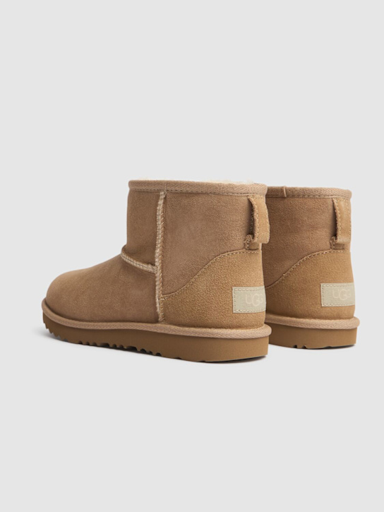 Ugg: Shearlingstiefel „Classic Mini II“