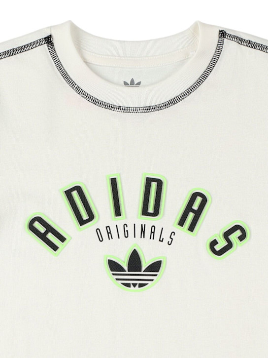 adidas Originals - T-shirt en coton mélangé à logo