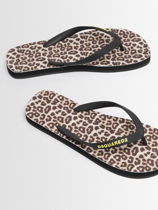 Dsquared2: Wild logo rubber flip flops