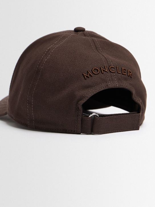 Moncler: Logo cotton gabardine baseball cap