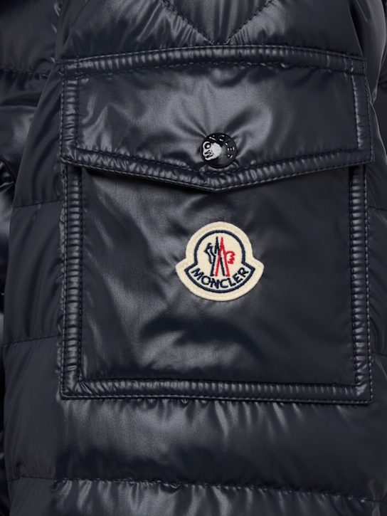 Moncler: Lauros tech down jacket
