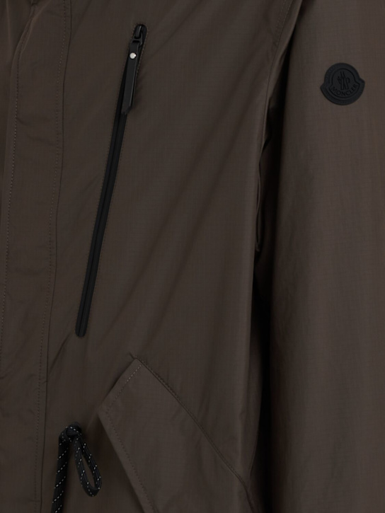 Moncler: Aliso hooded nylon rain coat