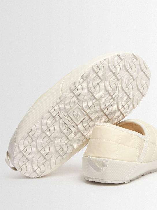The North Face: SKIMS Thermoball Traction mules