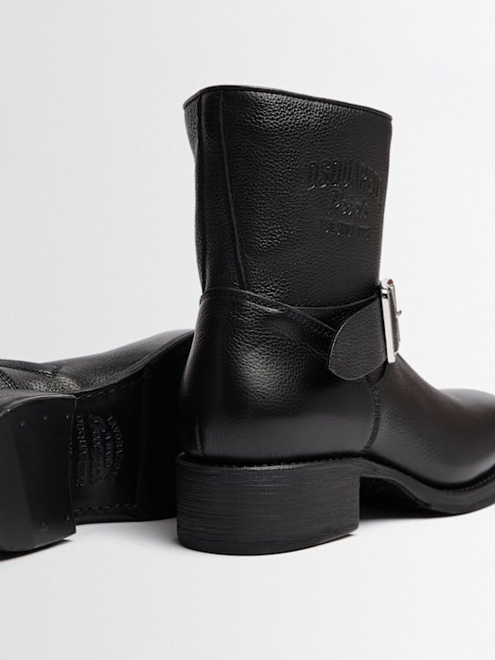 Dsquared2: Lederstiefel