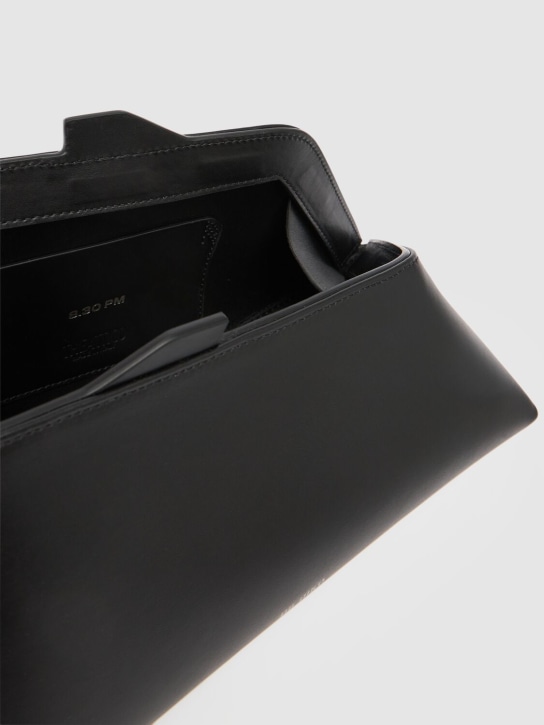 The Attico: Pochette media 8.30 PM in pelle
