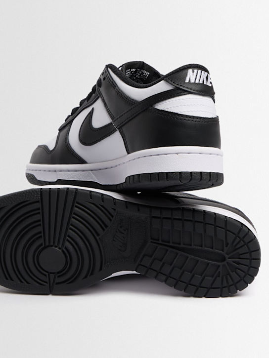 Nike: Dunk Low sneakers