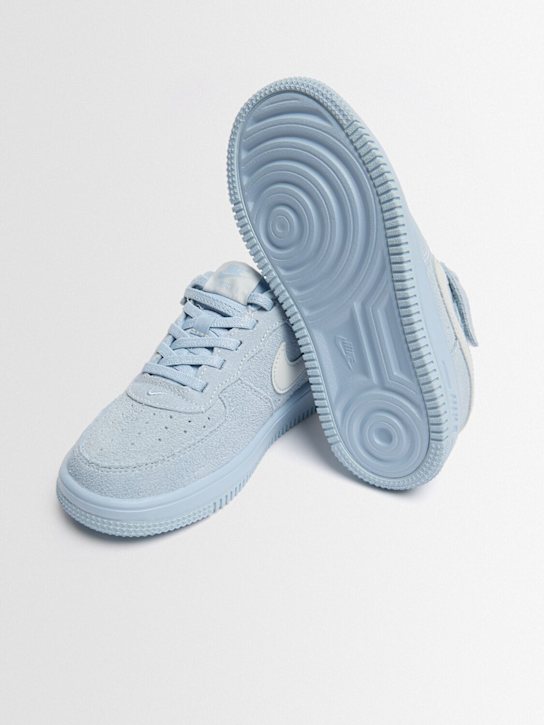 Nike: Force 1 Low LV8 EasyOn sneakers