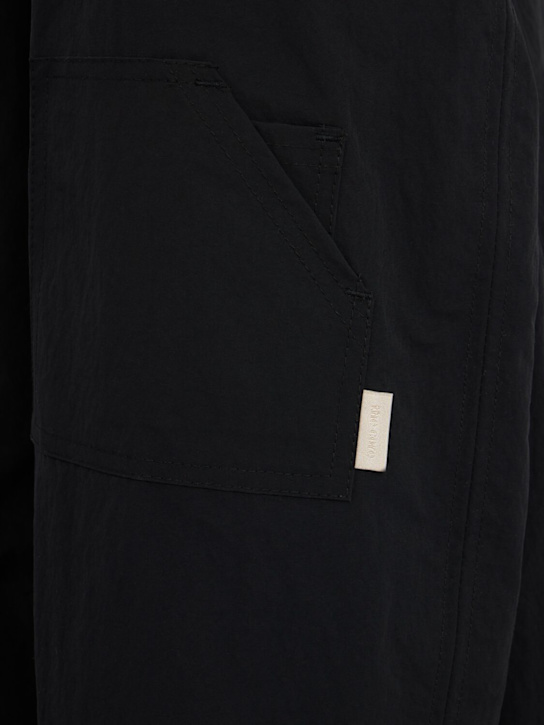 THE CORE: Nylon windbreaker