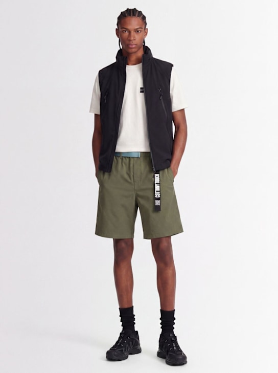 OUTHERE: Vesty tech vest