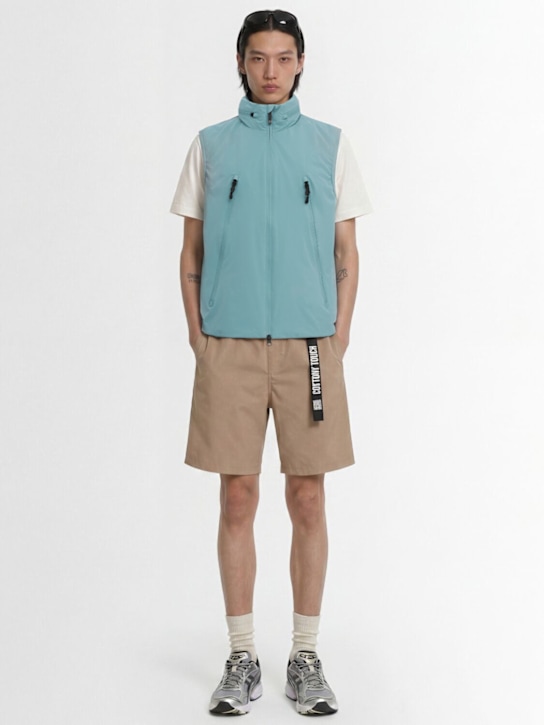 OUTHERE: Vesty tech vest