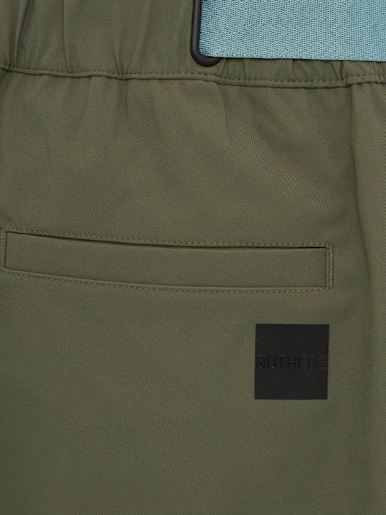 OUTHERE: Reve tech Bermuda shorts