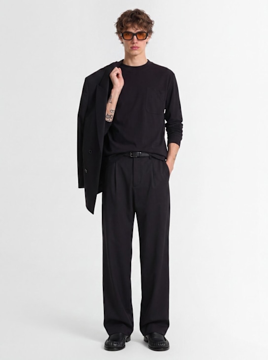 THE CORE: Long-sleeve t-shirt w/ pocket