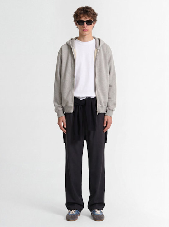 THE CORE: Full-zip hoodie